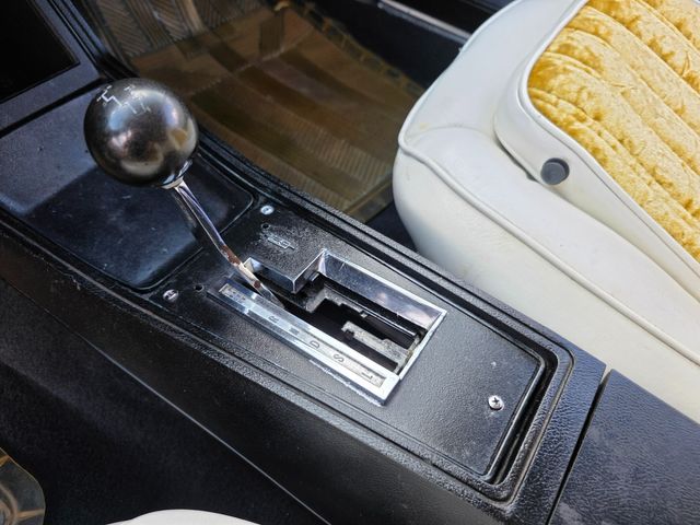 1975 Oldsmobile HURST/OLDS W-25