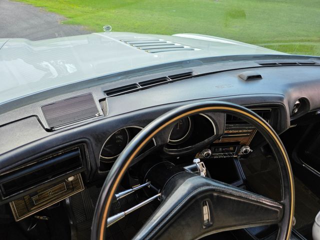 1975 Oldsmobile HURST/OLDS W-25 1975 Oldsmobile HURST/OLDS W-25