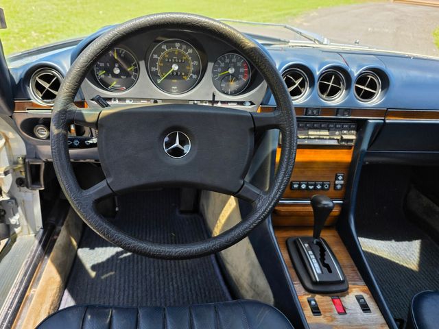 1982 Mercedes-Benz 380SL Roadster 1982 Mercedes-Benz 380SL Roadster