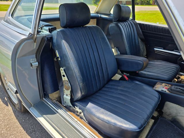 1982 Mercedes-Benz 380SL Roadster 1982 Mercedes-Benz 380SL Roadster