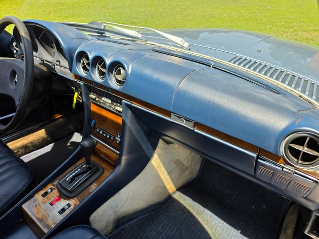 1982 Mercedes-Benz 380SL Roadster 1982 Mercedes-Benz 380SL Roadster