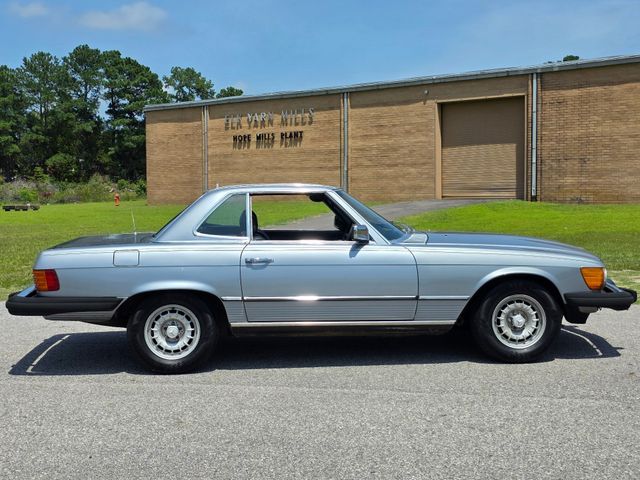 1982 Mercedes-Benz 380SL Roadster 1982 Mercedes-Benz 380SL Roadster