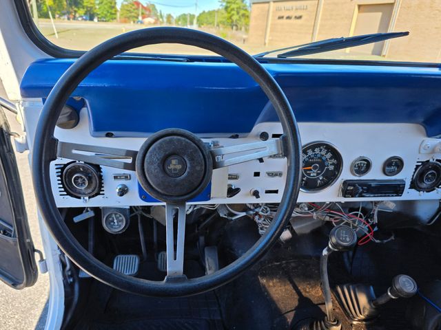 1985 Jeep CJ-7 Soft Top