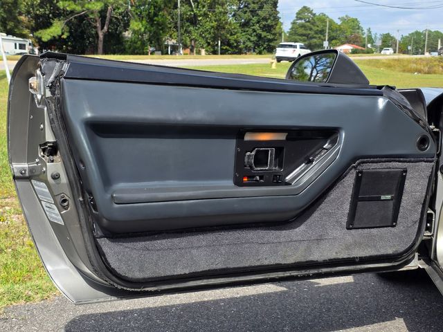 1986 Chevrolet Corvette Coupe 1986 Chevrolet Corvette Coupe