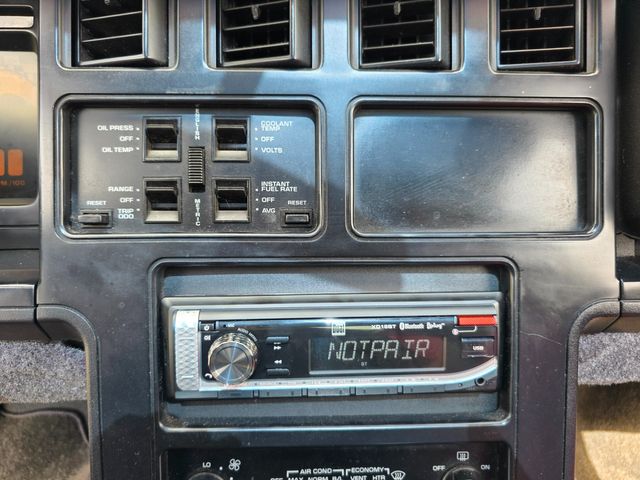 1986 Chevrolet Corvette Coupe 1986 Chevrolet Corvette Coupe