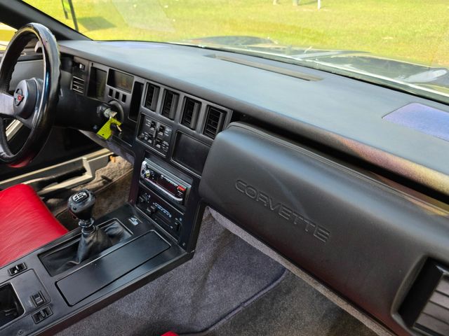 1986 Chevrolet Corvette Coupe 1986 Chevrolet Corvette Coupe