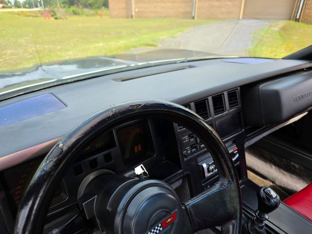 1986 Chevrolet Corvette Coupe 1986 Chevrolet Corvette Coupe