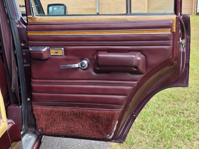 1987 Jeep Grand Wagoneer Base