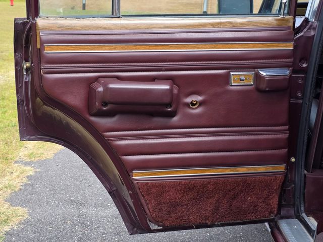 1987 Jeep Grand Wagoneer Base