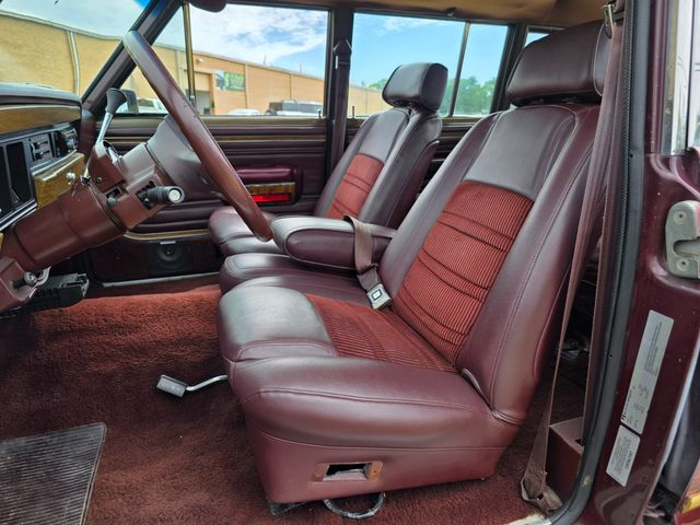 1987 Jeep Grand Wagoneer Base