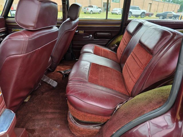 1987 Jeep Grand Wagoneer Base