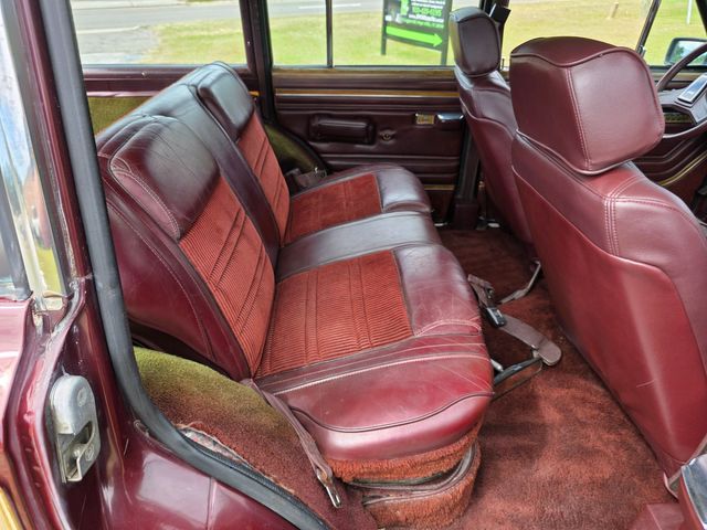 1987 Jeep Grand Wagoneer Base