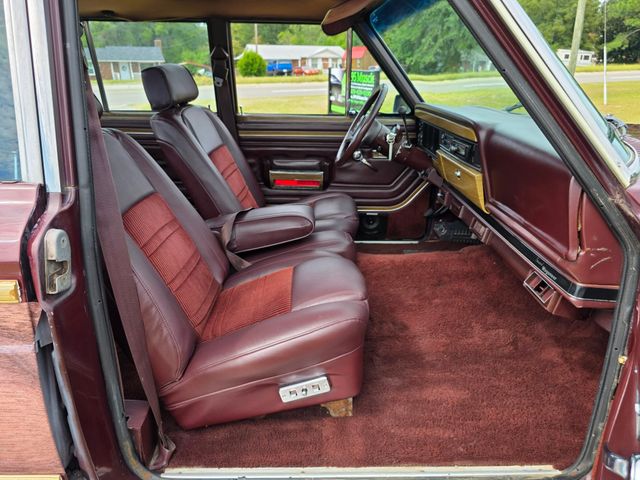 1987 Jeep Grand Wagoneer Base