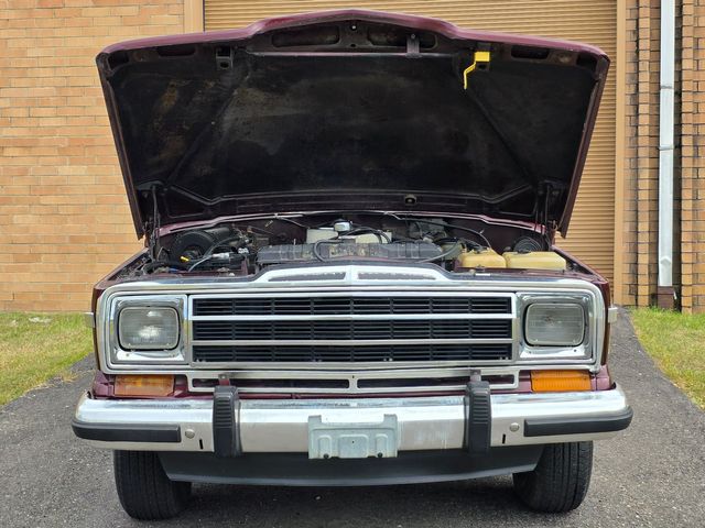 1987 Jeep Grand Wagoneer Base