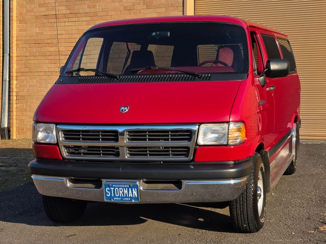 1994 Dodge Ram Van B250 LE