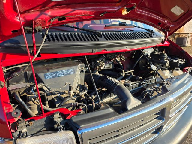 1994 Dodge Ram Van B250 LE