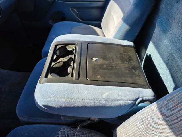 1996 Ford F-150 XLT SWB