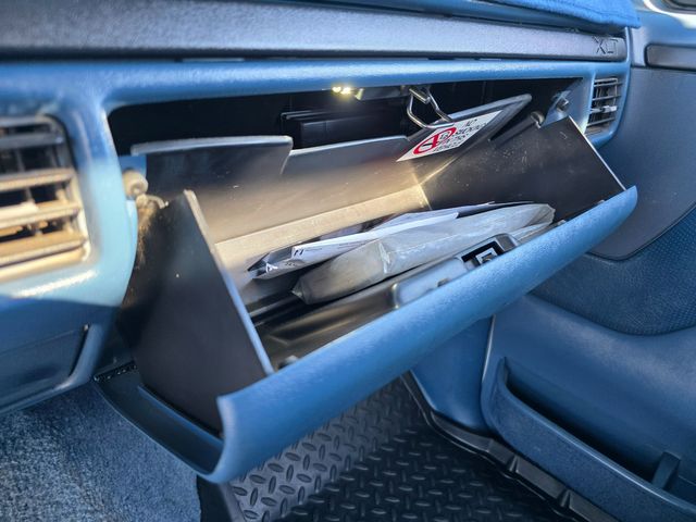 1996 Ford F-150 XLT SWB