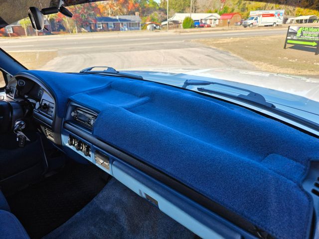 1996 Ford F-150 XLT SWB