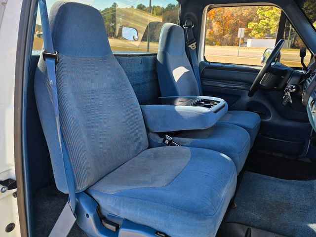 1996 Ford F-150 XLT SWB