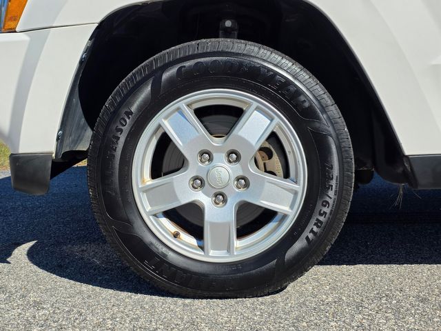 2006 Jeep Grand Cherokee Laredo