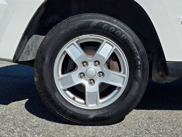 2006 Jeep Grand Cherokee Laredo