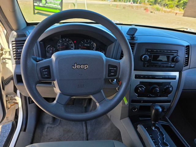 2006 Jeep Grand Cherokee Laredo 2006 Jeep Grand Cherokee Laredo