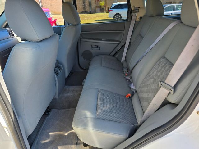 2006 Jeep Grand Cherokee Laredo