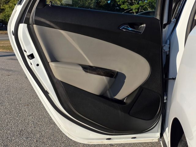 2016 Buick Verano Base 2016 Buick Verano Base