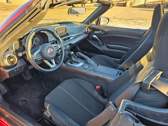 2019 Fiat 124 Spider Classica 2019 Fiat 124 Spider Classica