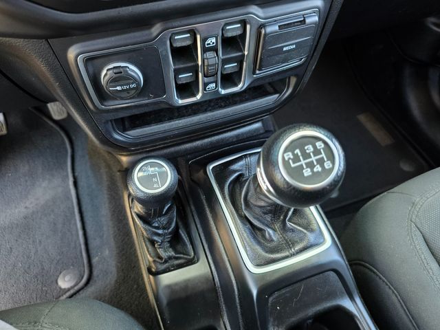 2020 Jeep Gladiator Sport S 2020 Jeep Gladiator Sport S