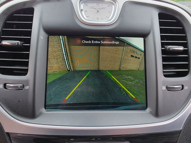 2022 Chrysler 300 Touring 2022 Chrysler 300 Touring