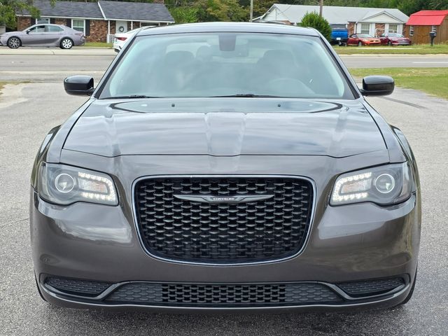2022 Chrysler 300 Touring 2022 Chrysler 300 Touring